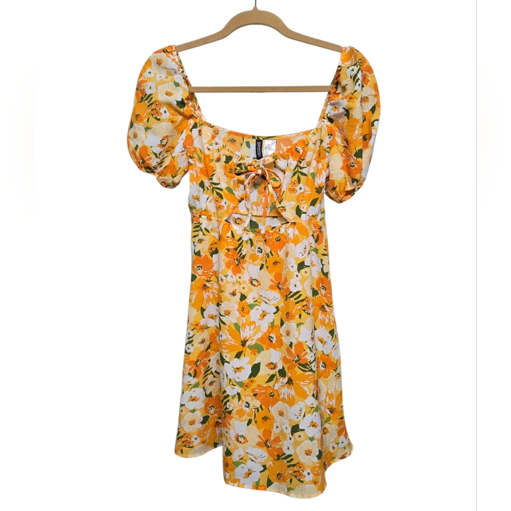 Divided by H&M Floral Mini Dress Cut-out Front Sz Small 16" PTP 32" Length